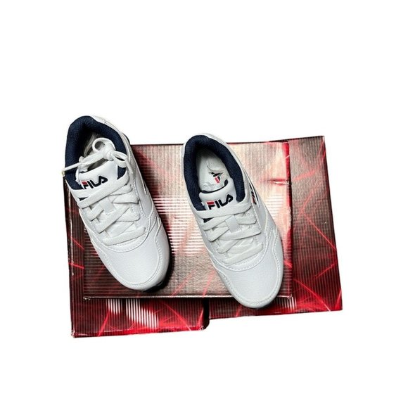 NWT FILA CLASSICO 18 RUNNING SNEAKERS KIDS/BOYS WHITE SHOES. USA 11 / EUR 28. - Picture 4 of 4